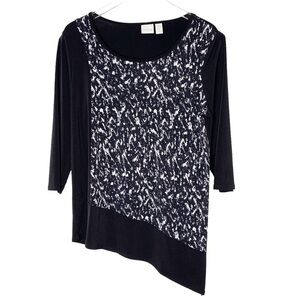 CHICO’S Blouse High low Scoop neckline Pull over 3/4 sleeves Black and white